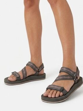 Cobian Bethany Waimea Rise  Gray Slide Sandals with Pink Straps